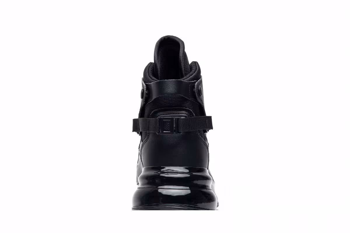 Nike Air Max 720 Saturn Triple Black, view 8