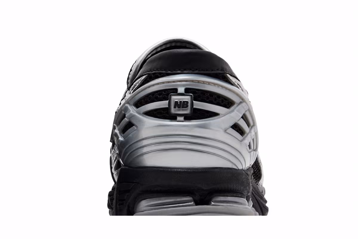 New Balance 1906L Silver Metallic Black, view 8