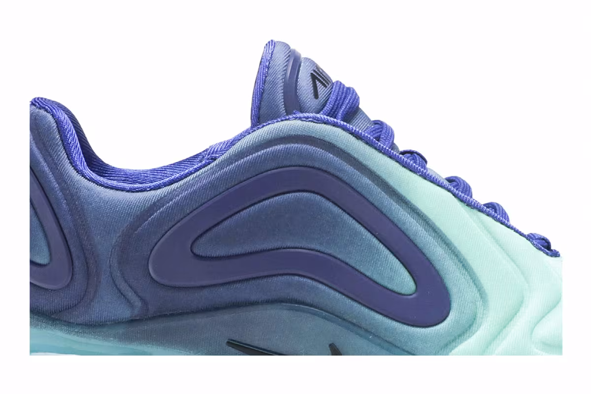 Nike Women's Air Max 720 Sea Forest, view 3