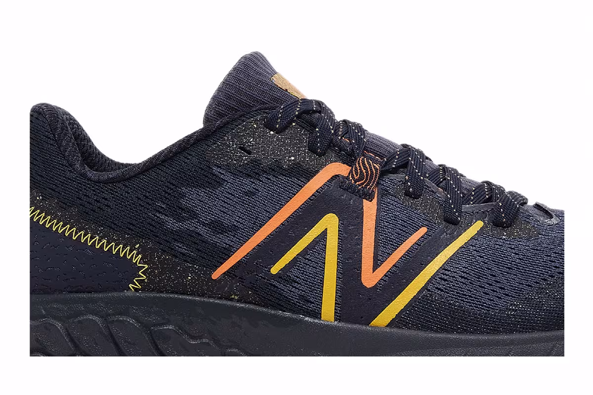 New Balance Fresh Foam X Hierro v7 Thunder Vibrant Orange, view 3