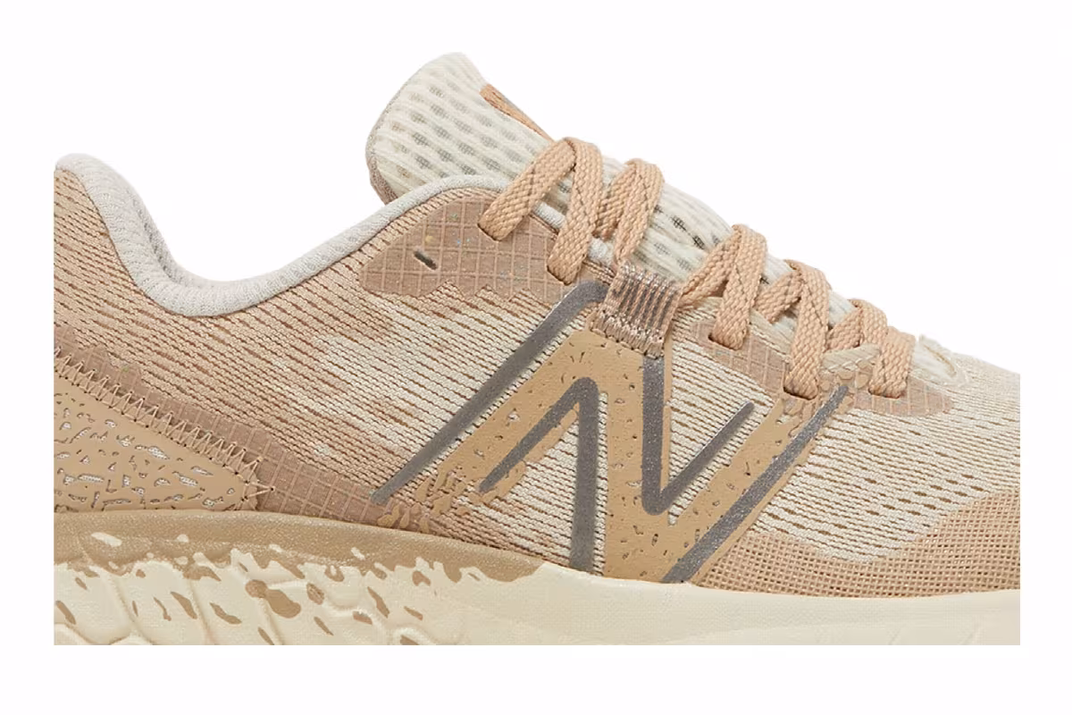 New Balance Women's Fresh Foam X Hierro v7 Mindful Grey Calm Taupe, view 3
