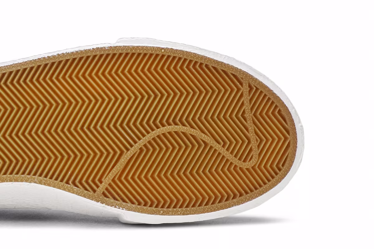 sacai x Nike Blazer Mid White Grey, view 6