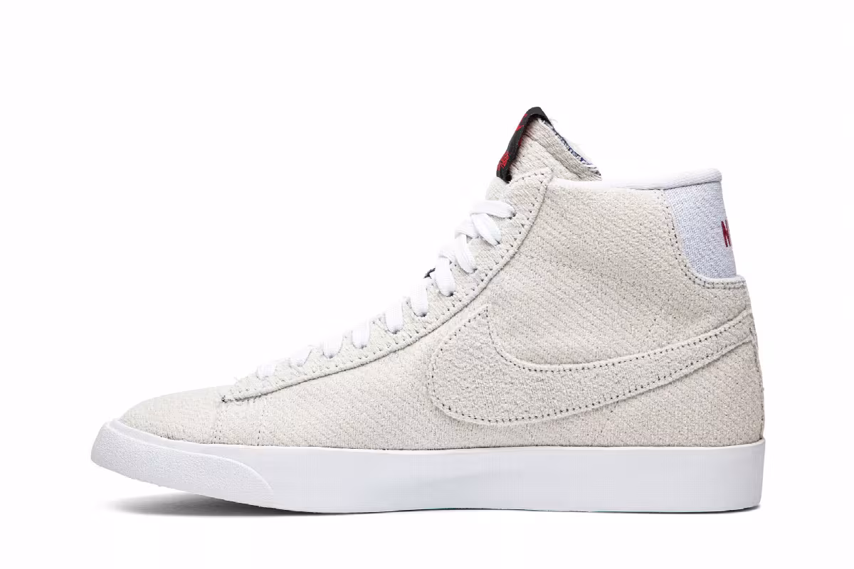 Stranger Things x Nike Blazer Mid QS Upside Down, view 4