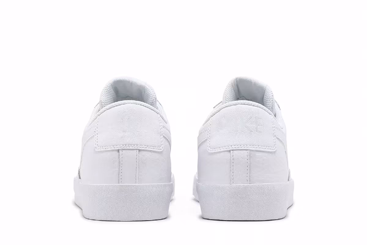 Nike Blazer Low LE Triple White, view 7