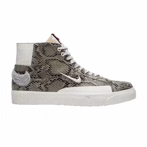 Soulland x Nike Blazer Mid SB 'FRI.day 03'