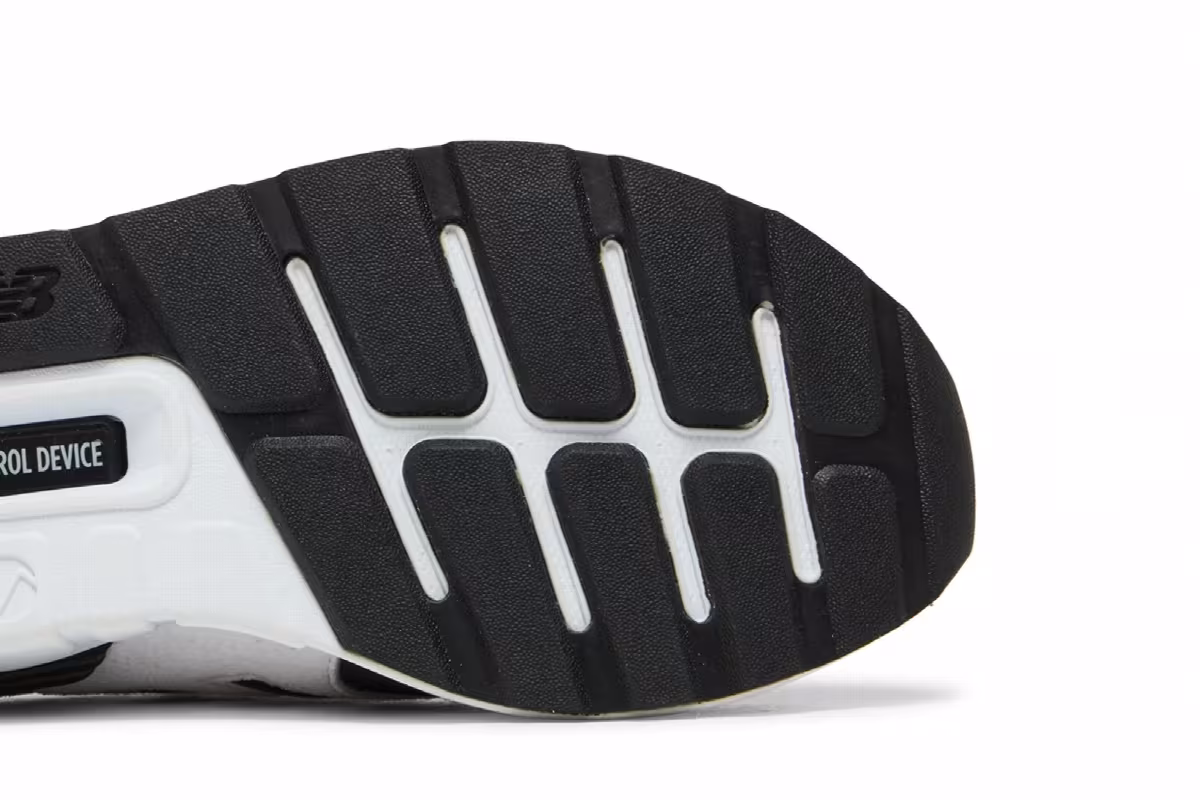 New Balance Women's 997 Sport White Black, view 6