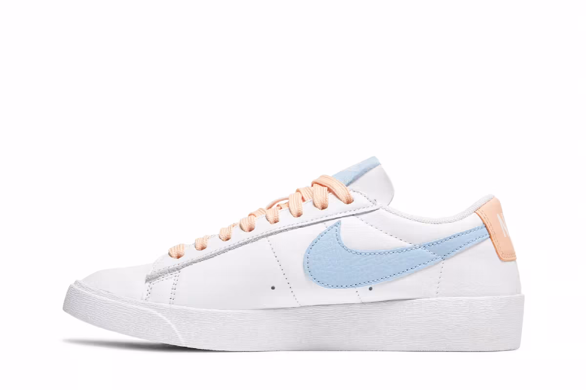Nike Women's Blazer Low LE Psychic Blue, view 4