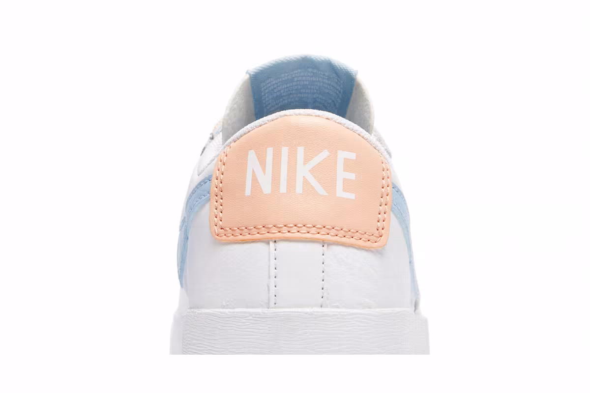 Nike Women's Blazer Low LE Psychic Blue, view 8