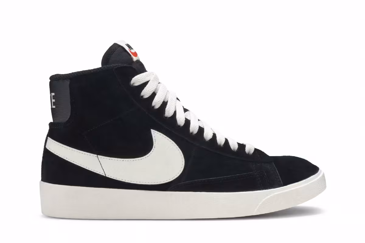 Nike Women's Blazer Mid Vintage Suede Black, view 2