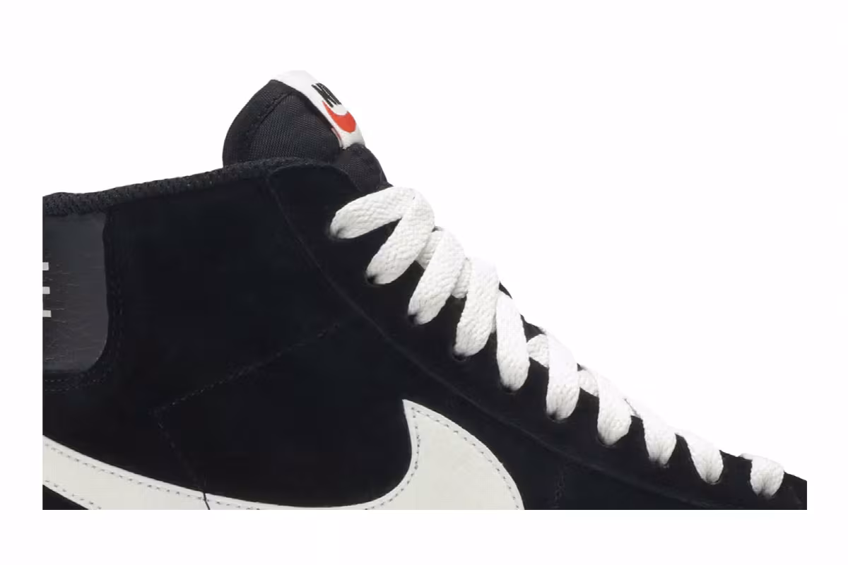 Nike Women's Blazer Mid Vintage Suede Black, view 3