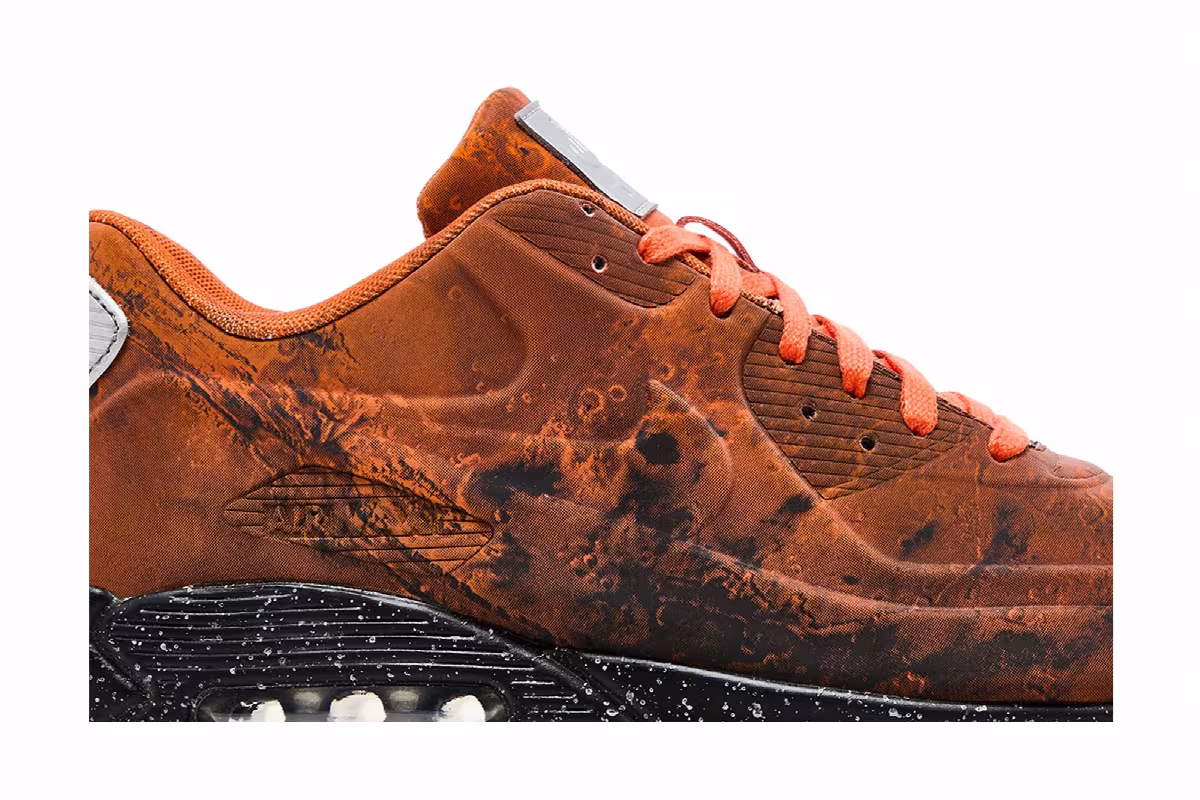 Nike Air Max 90 QS Mars Landing, view 3
