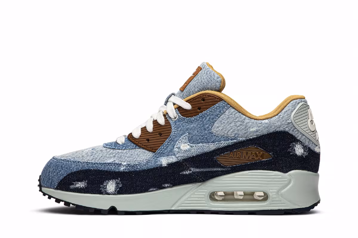 Levi's x Air Max 90 Nike By You, view 4