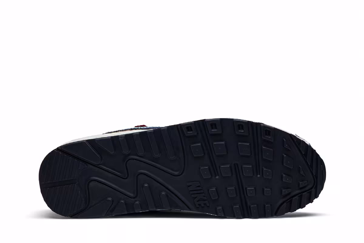 Levi's x Air Max 90 Nike By You, view 5