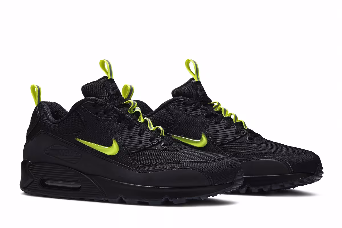 The Basement x Nike Air Max 90 Manchester, view 9