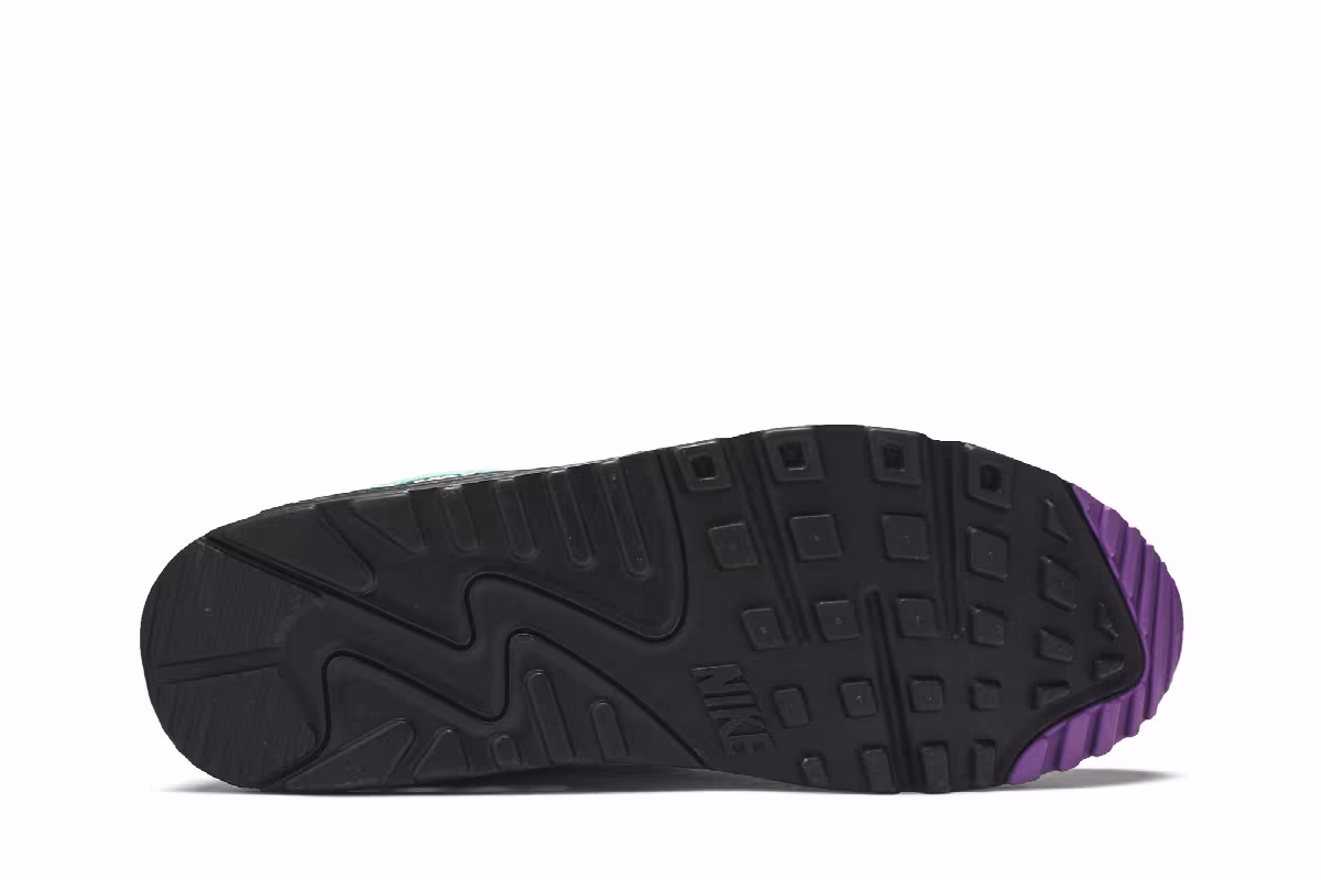 Nike Air Max 90 Essential Black Bright Violet, view 5