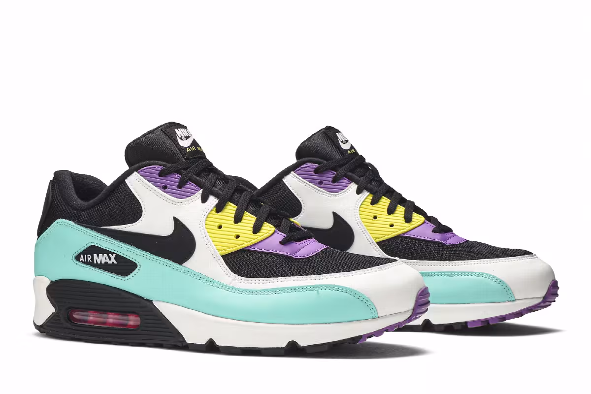 Nike Air Max 90 Essential Black Bright Violet, view 9