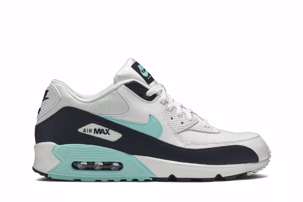 Nike Air Max 90 Esssential Aurora, view 2