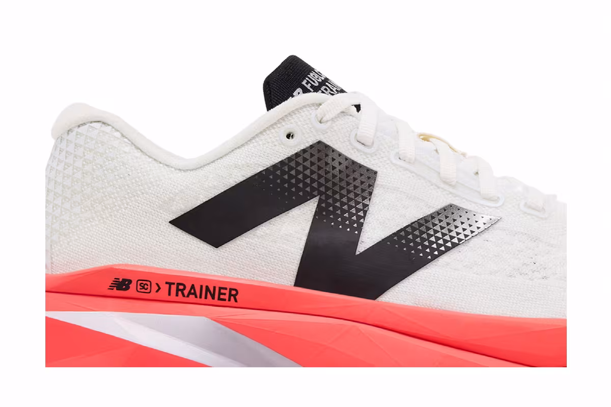 New Balance Fuelcell SuperComp Trainer v3 White Coral, view 3