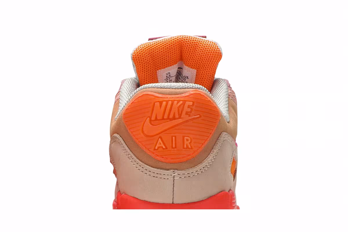 Nike Women's Air Max 90 Platinum Crimson, view 8