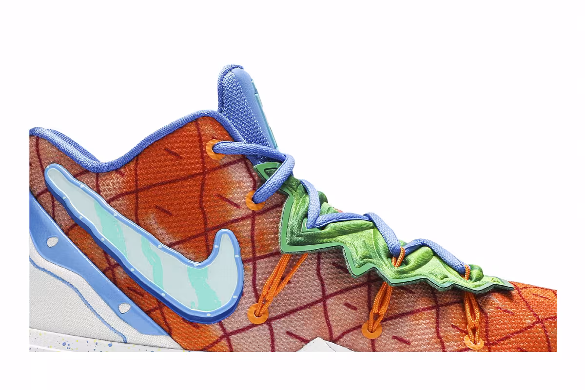 SpongeBob SquarePants x Nike Kyrie 5 Pineapple House, view 3