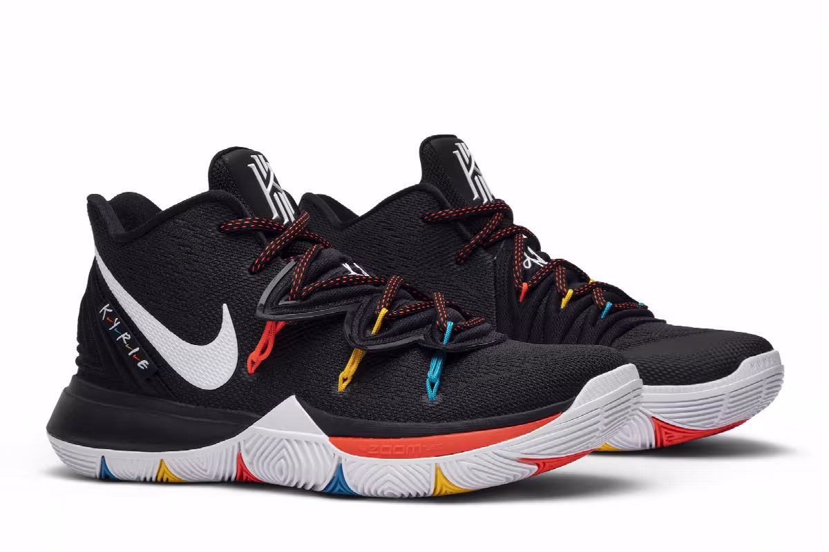 Nike Kyrie 5 Friends, view 9