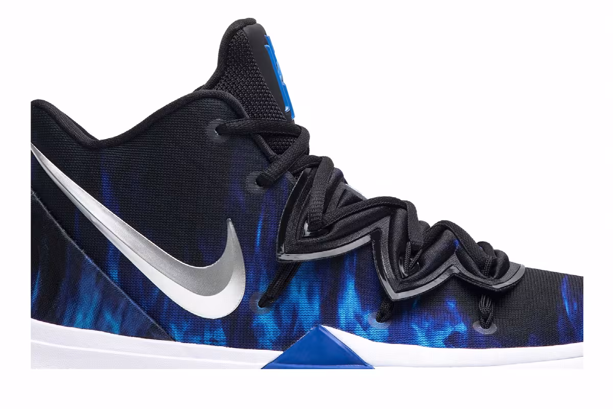 Nike Kyrie 5 Duke, view 3