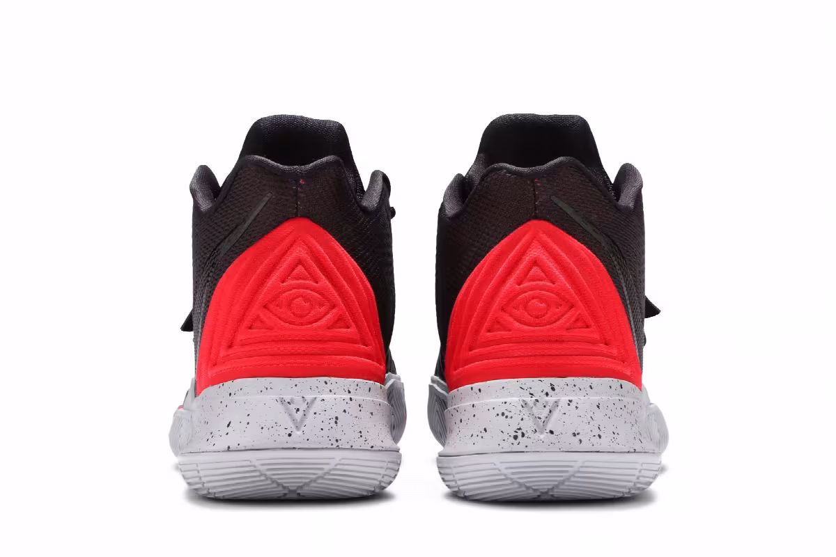 Nike Kyrie 5 Bred, view 7