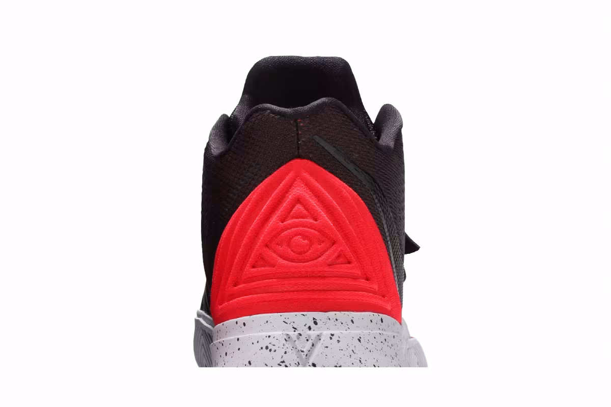 Nike Kyrie 5 Bred, view 8