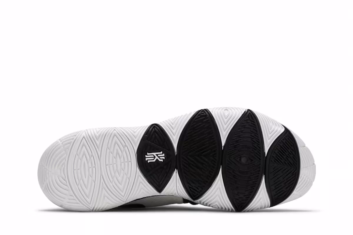 Nike Kyrie 5 TB White, view 5