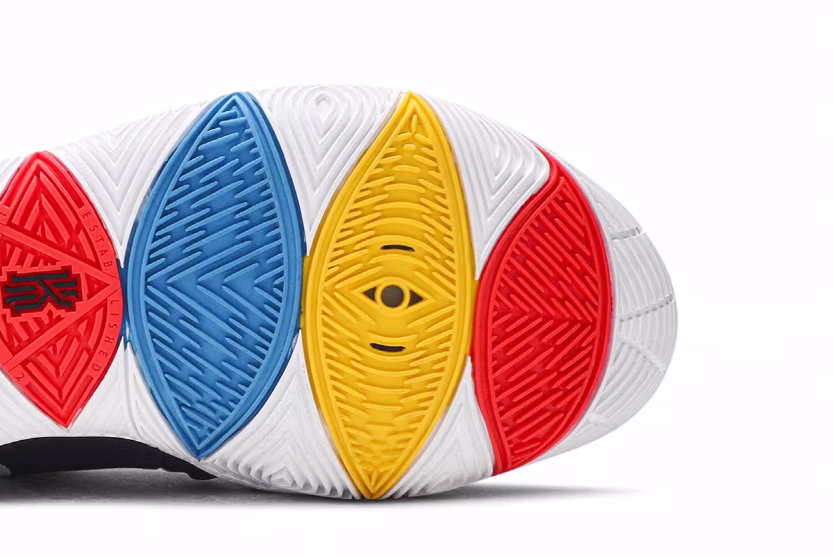 Nike Kyrie 5 EP Friends, view 6