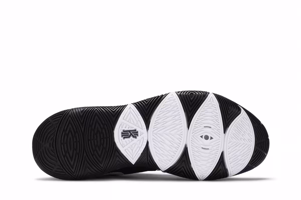 Nike Kyrie 5 TB Black, view 5