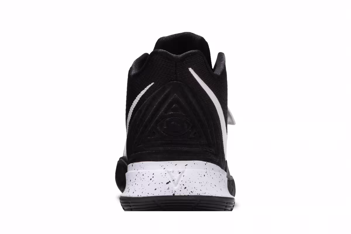 Nike Kyrie 5 TB Black, view 8