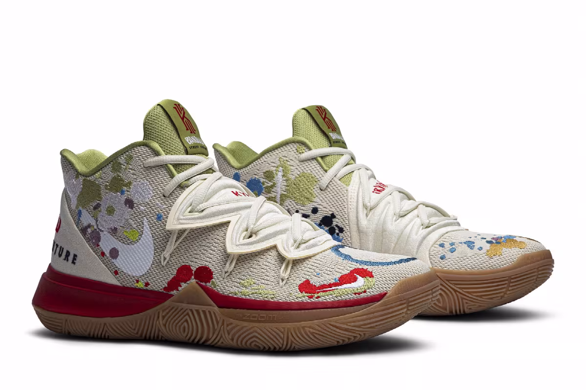 Bandulu x Nike Kyrie 5 Embroidered Splatters, view 9