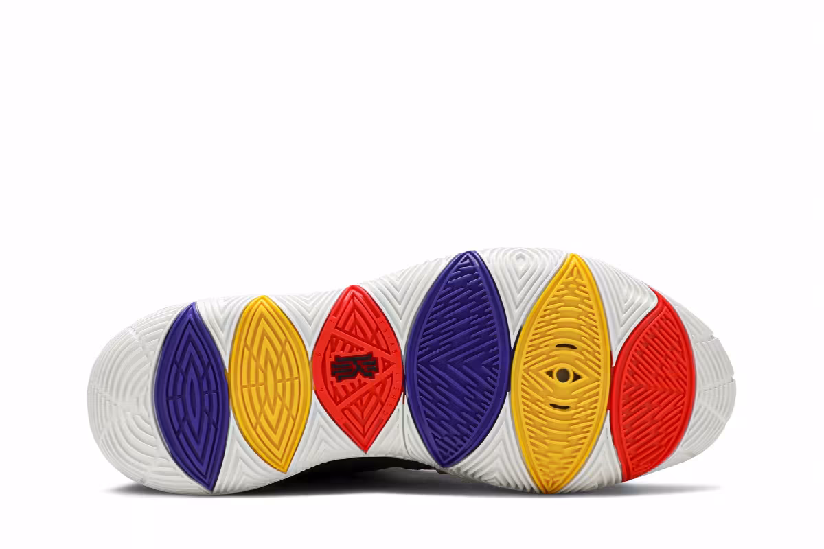 Nike Kyrie 5 Chinese New Year, view 5