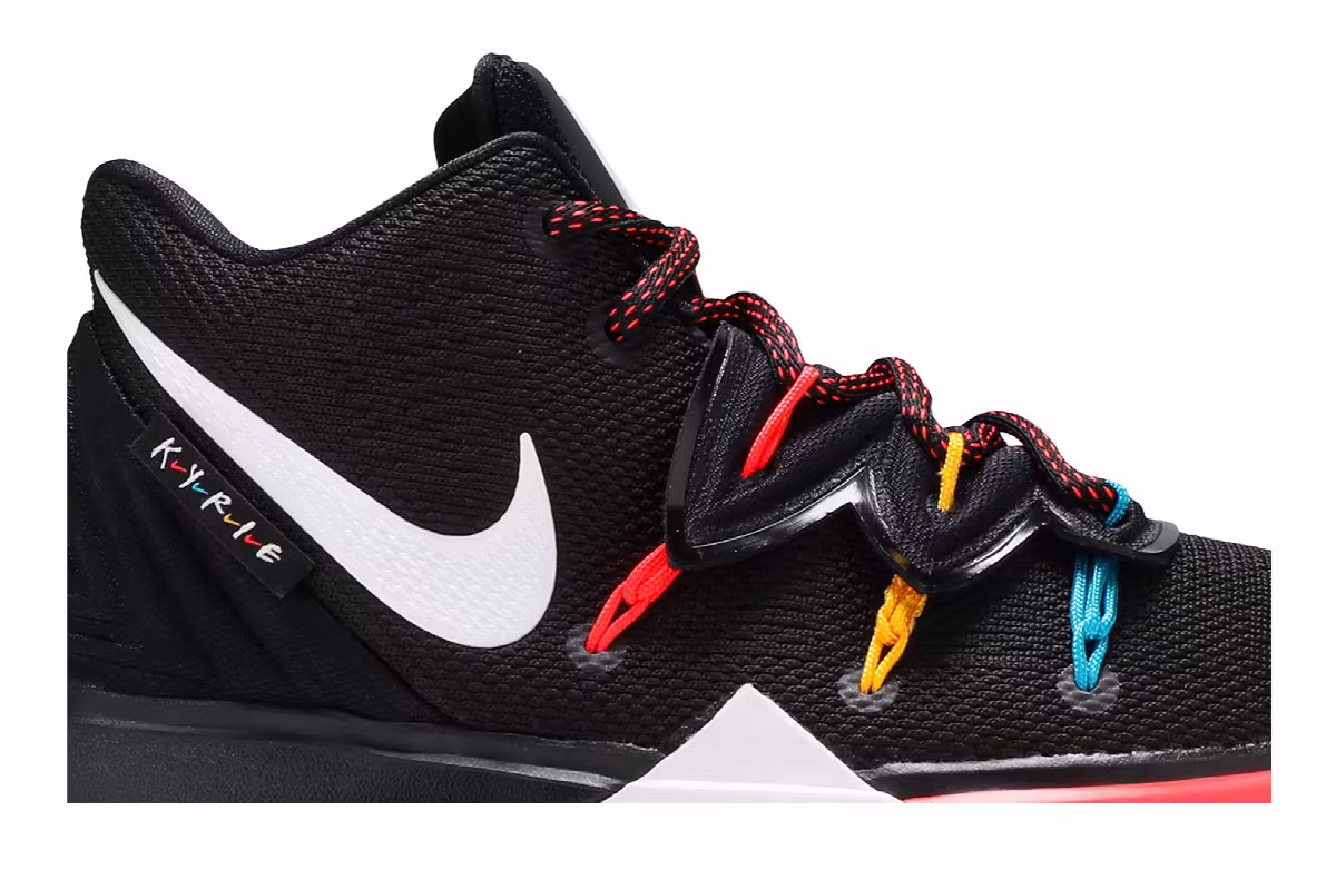 Nike Kyrie 5 GS Friends, view 3