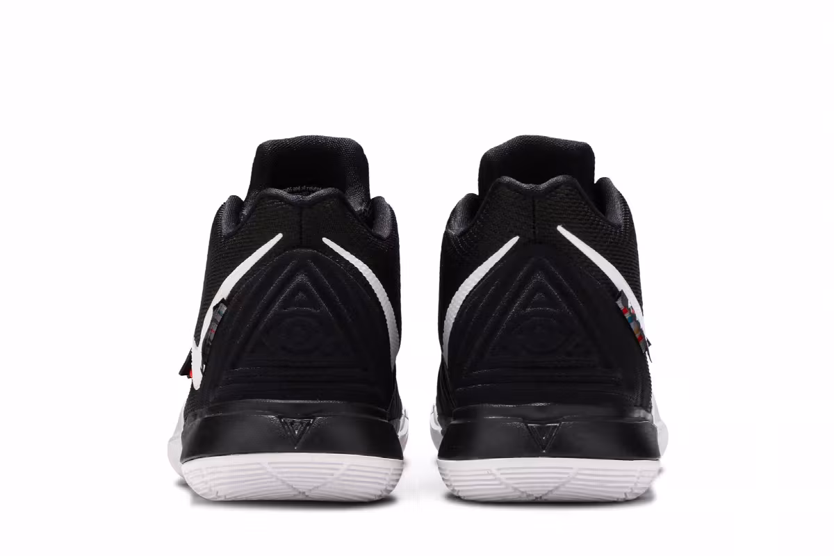 Nike Kyrie 5 GS Friends, view 7