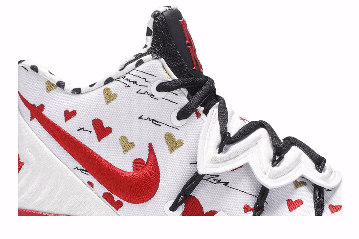 Nike SneakerRoom x Kyrie 5 GS I Love You Mom, view 3