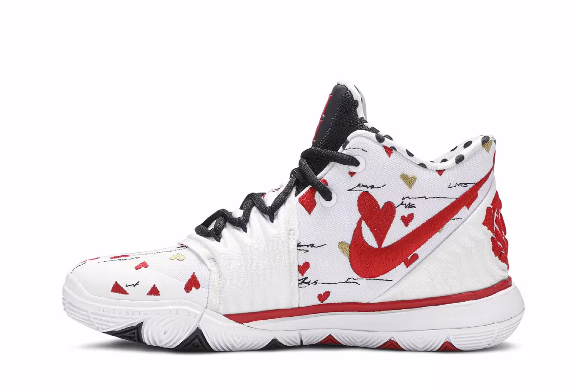 Nike SneakerRoom x Kyrie 5 GS I Love You Mom, view 4