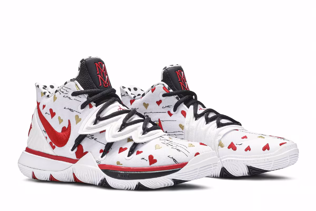 Nike SneakerRoom x Kyrie 5 GS I Love You Mom, view 9