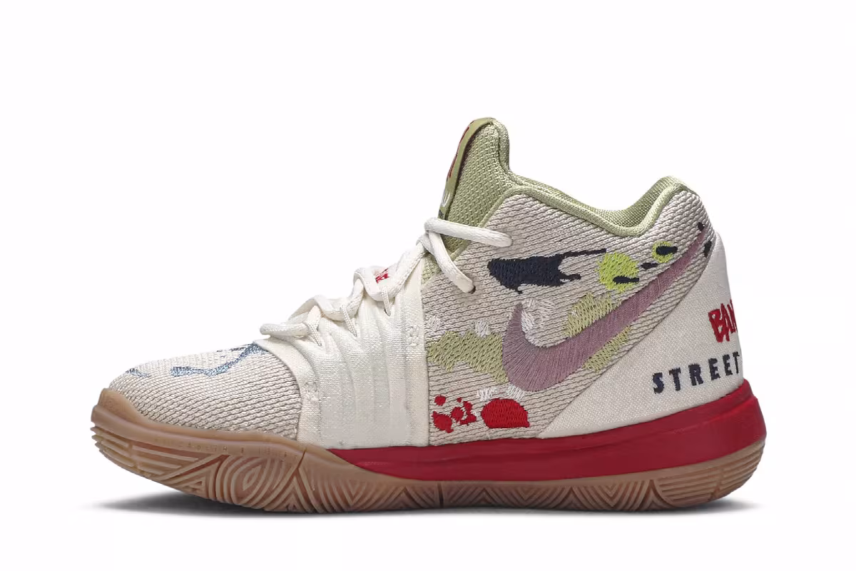 Bandulu x Nike Kyrie 5 PS Embroidered Splatters, view 4