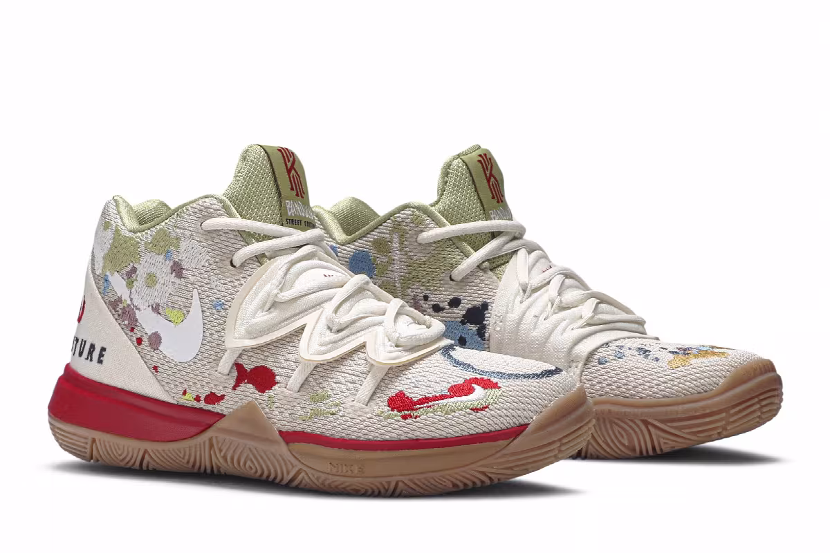 Bandulu x Nike Kyrie 5 PS Embroidered Splatters, view 9