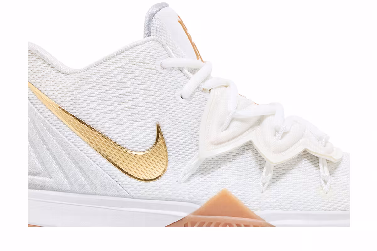 Nike Kyrie 5 GS Irish, view 3