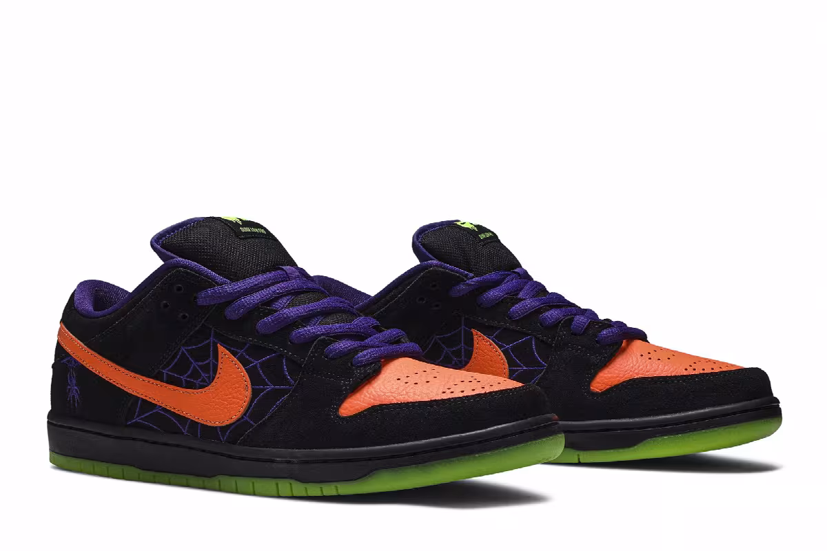 Nike Dunk Low SB Night of Mischief, view 9