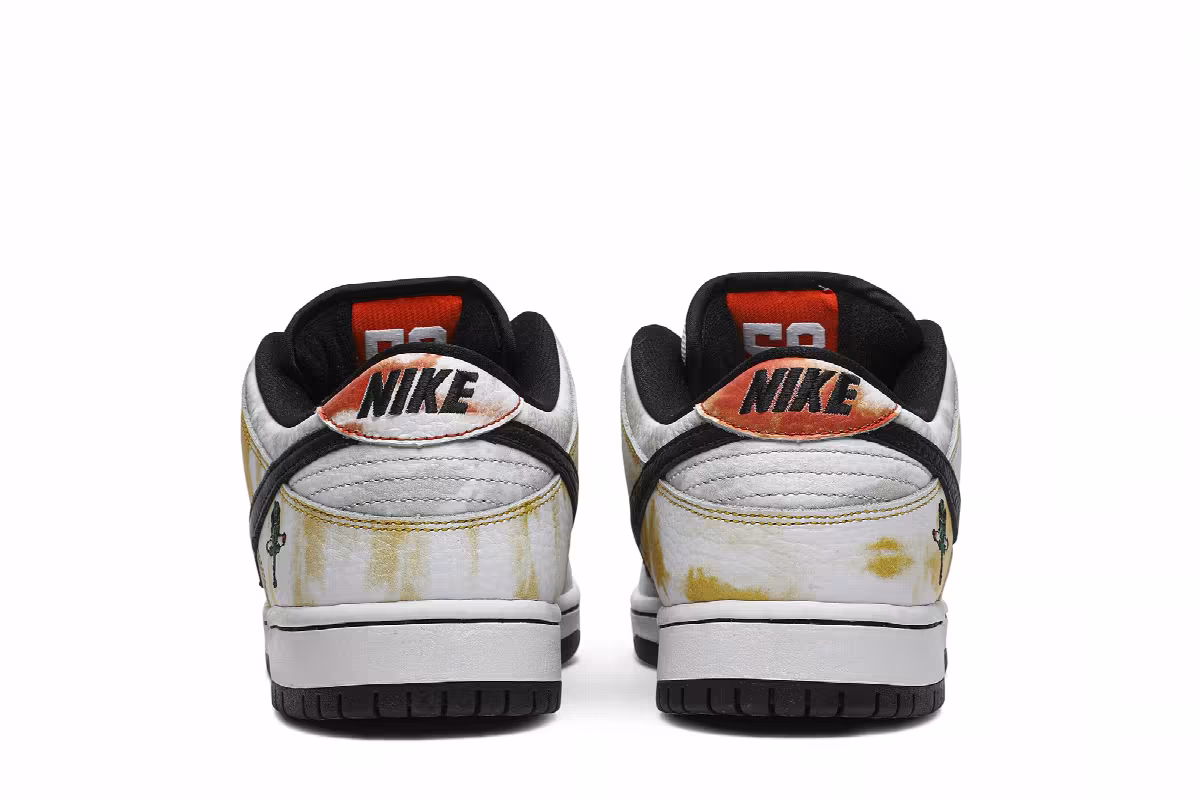 Nike Dunk Low SB Tie-Dye Raygun - White 2019, view 7
