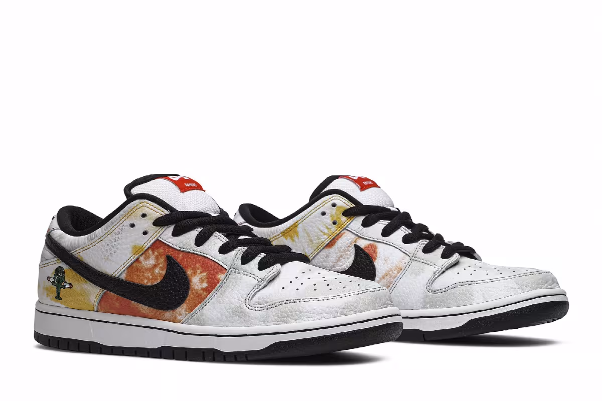 Nike Dunk Low SB Tie-Dye Raygun - White 2019, view 9