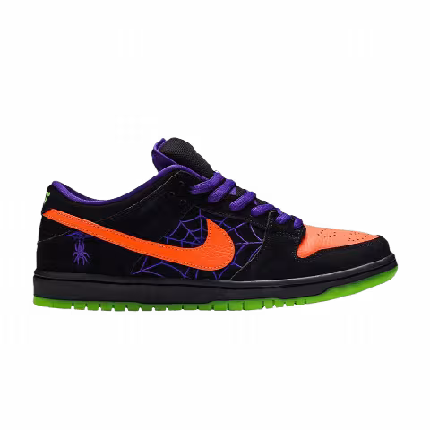 Nike Dunk Low SB 'Night of Mischief' Special Box