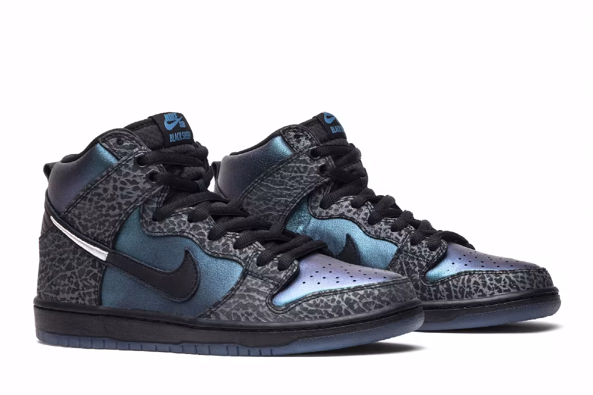 Black Sheep x Nike Dunk High SB Black Hornet, view 9