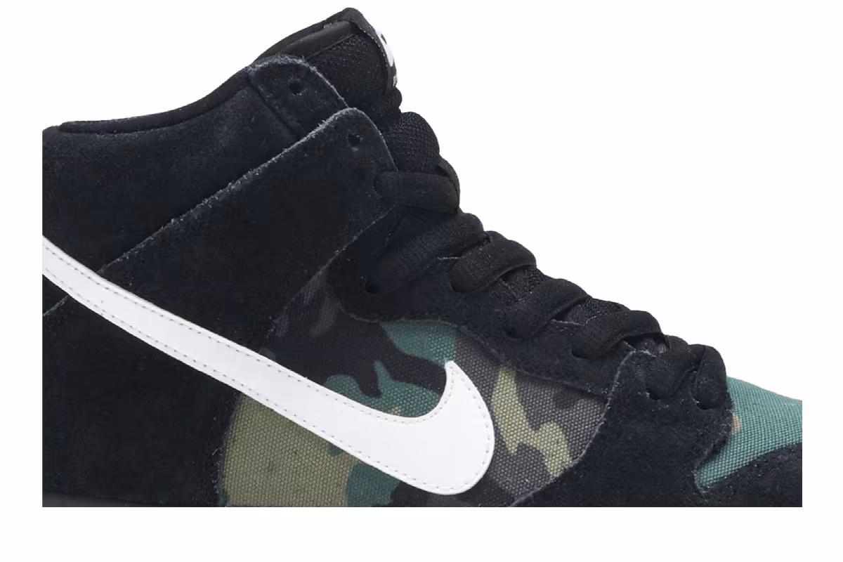 Nike Dunk High SB Camo, view 3
