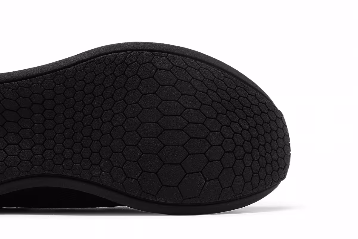 New Balance Fresh Foam LAZR Hyposkin Black, view 6