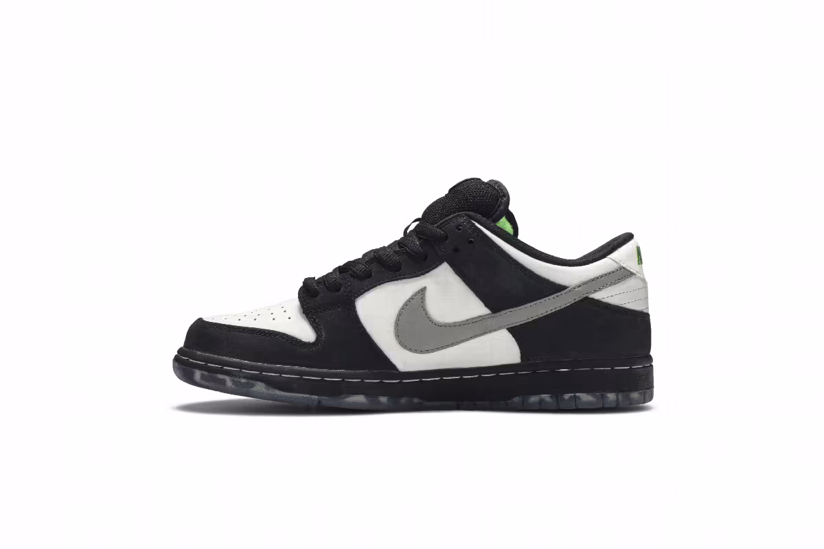 Jeff Staple x Nike Dunk Low Pro SB Panda Pigeon, view 4